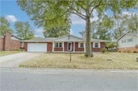 309 W Sunset Drive, Smithton, IL 62285