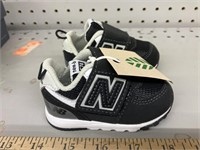 Brand name shoe and clothing online auction (Aug)